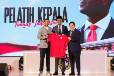 Pertaruhan Patrick Kluivert...