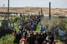 Digempur Israel, 124.000...