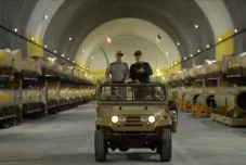 Iran Luncurkan Kota...