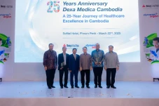 Dexa Medica Rayakan...