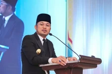 Gubernur Kaltim Larang...