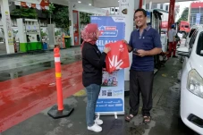 Ratusan SPBU Coco Bagikan...