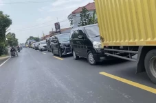 Imbas Penutupan Akses...