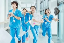 Sinopsis Resident Playbook,...