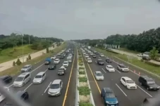 Sistem One Way Diterapkan...