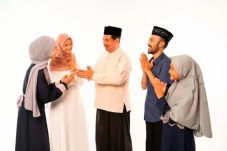 7 Adab Merayakan Idulfitri,...