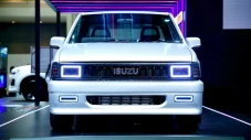 Isuzu Siapkan Truk Klasik...