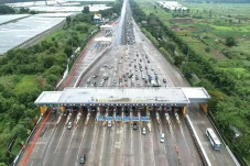 Sepanjang Arus Mudik...