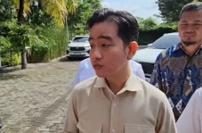 Gibran Puji Didit Prabowo...
