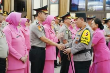 Mukti Juharsa Promosi...