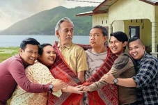 4 Film Komedi Seru untuk...