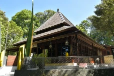 Melihat Peran Mantan...