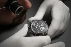 Jam Tangan Paling Rumit...