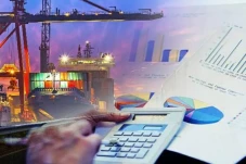 Kena Tarif Impor 32...