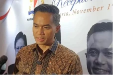Respons Kebijakan Tarif...