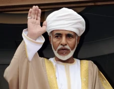 Siapa Sultan Qaboos?...