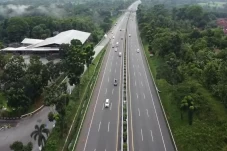 Arus Balik Meningkat,...