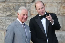 Raja Charles III Murka,...
