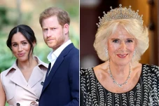 Ratu Camilla Jadi Musuh...
