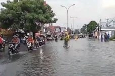 Jalan Pantura Bekasi...