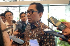Redam Tarif Impor Baru...