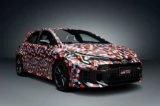 Toyota GR Corolla untuk...