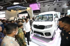 Jokowi Digugat Calon...