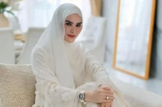 3 Artis Mualaf yang...