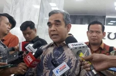 Prabowo Singgung Kebijakan...