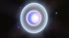 Sehari di Uranus Diklaim...