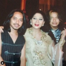 Dewa Budjana Mengenang...
