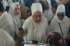 Tangis Anak Pecah saat...