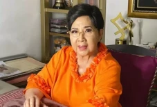 5 Artis Sahabat Titiek...