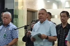 Atur Putusan Perkara...