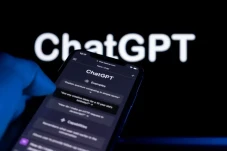ChatGPT Kini Bisa Kembalikan...