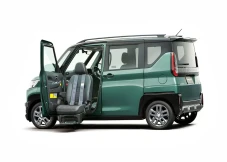 Mitsubishi Delica Mini...