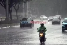 Prakiraan Cuaca Jakarta...