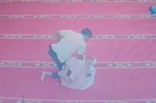 Ngaku Dengar Bisikan...