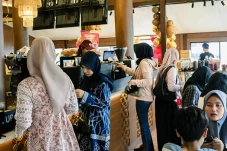 Ekspansi Kedai Kopi...