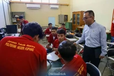 Kemendikti Bangun Sistem...