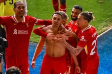Trent Alexander-Arnold...