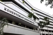Kemenkes Tutup 3 Prodi...