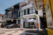 Latika Beauty Care dari...