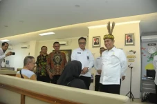 Adies Kadir Rekomendasikan...