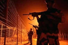 Tentara India dan Pakistan...