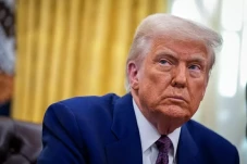 Trump Peringatkan Ukraina...