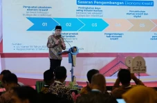 Menekraf Riefky Ingin...