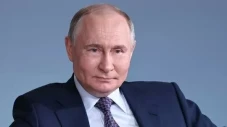 Putin Tegaskan Rusia...