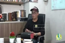 Kisah Mualaf Dondy Tan,...