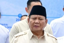 Prabowo Hadiri Peringatan...